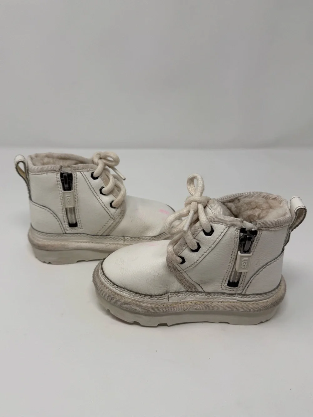 Baby Ugg boots, size 6, leather, shearling, warm, winter, classic, sneaker
